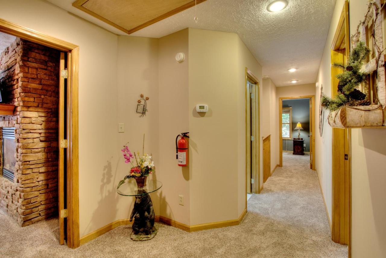 Gorgeous "Country Roads" By Honeybearcabins 4Br 4Ba, Next To Pool, Easy Drive, Main Strip Location! Pigeon Forge Exterior foto