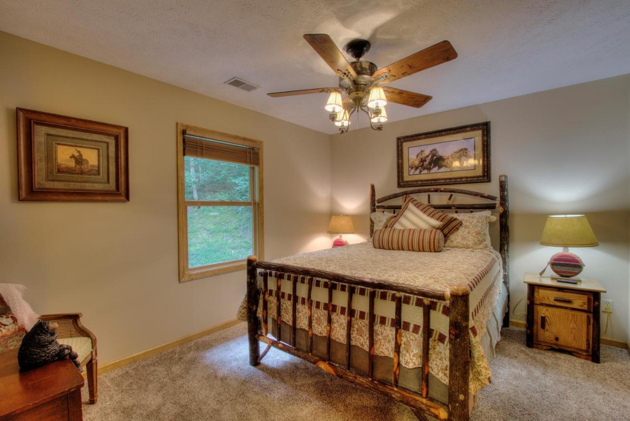Gorgeous "Country Roads" By Honeybearcabins 4Br 4Ba, Next To Pool, Easy Drive, Main Strip Location! Pigeon Forge Exterior foto