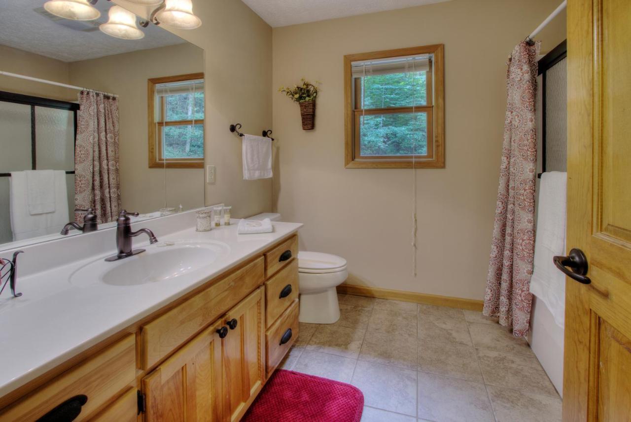 Gorgeous "Country Roads" By Honeybearcabins 4Br 4Ba, Next To Pool, Easy Drive, Main Strip Location! Pigeon Forge Exterior foto